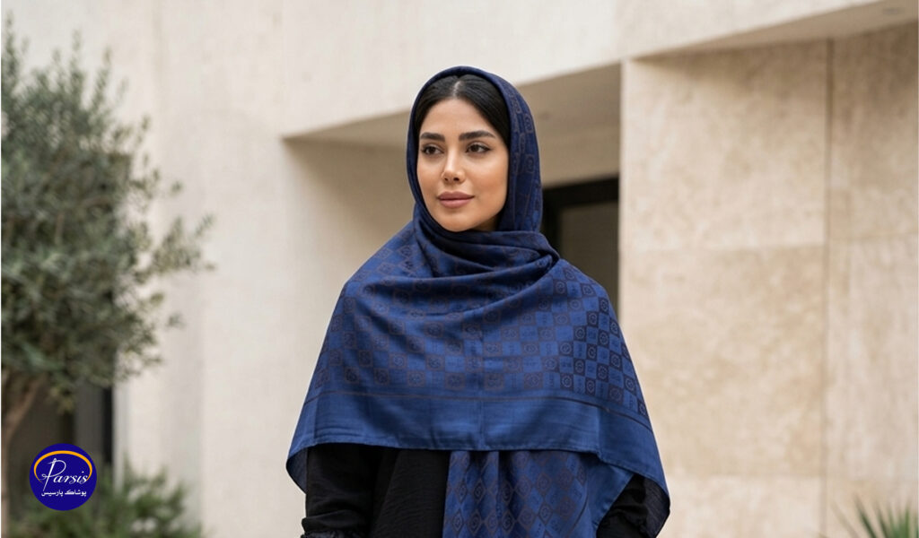 چه رنگ روسری به پوست سبزه میاد؟ 2 رنگ روسری برای پوست سبزه با کاربرد رسمی